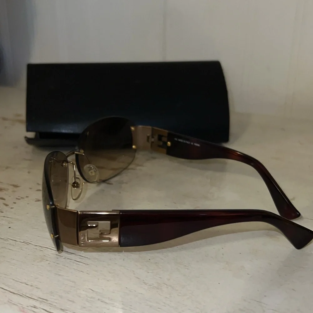 Fendi rimless sunglasses fs480 62-14 & case